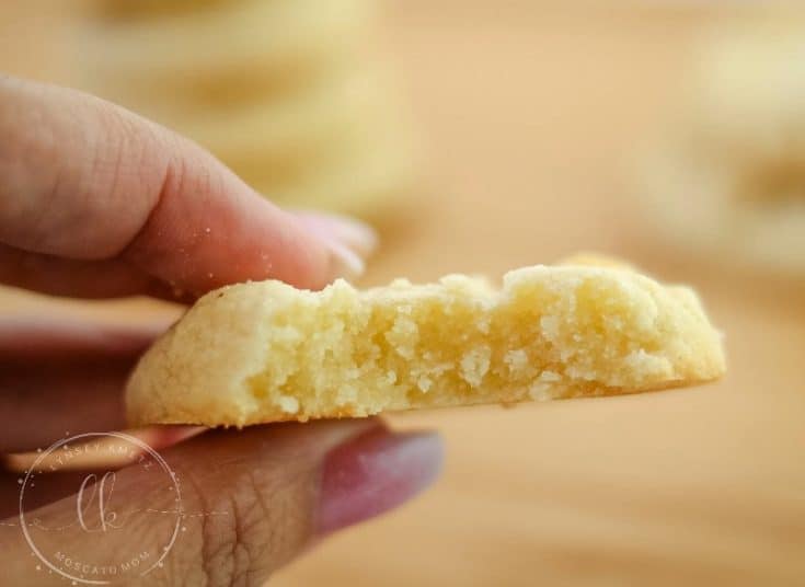 Keto Shortbread Cookies - Key Lime - Moscato Mom MoscatoMom.com